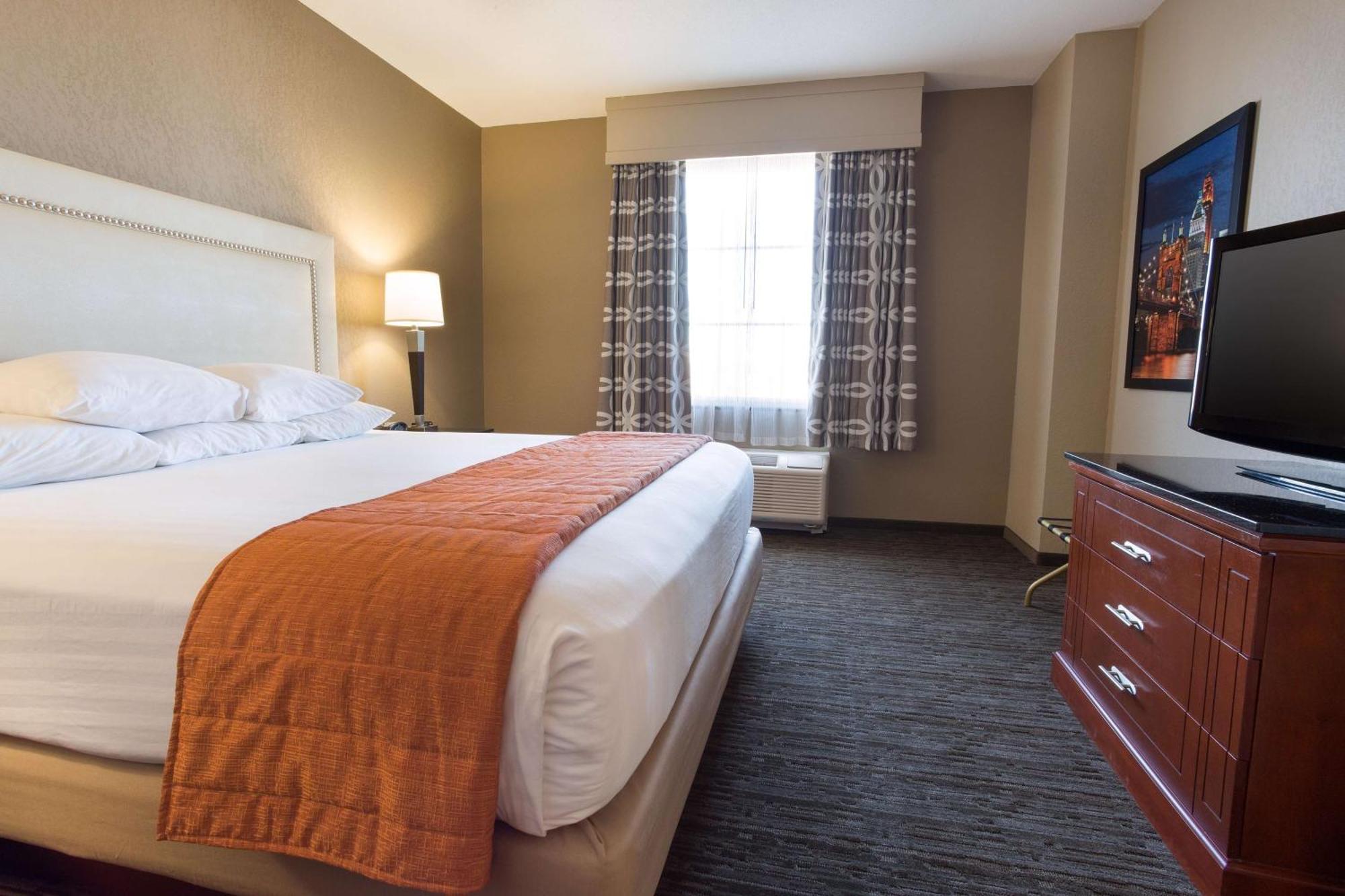 Drury Inn & Suites Cincinnati שרונוויל מראה חיצוני תמונה